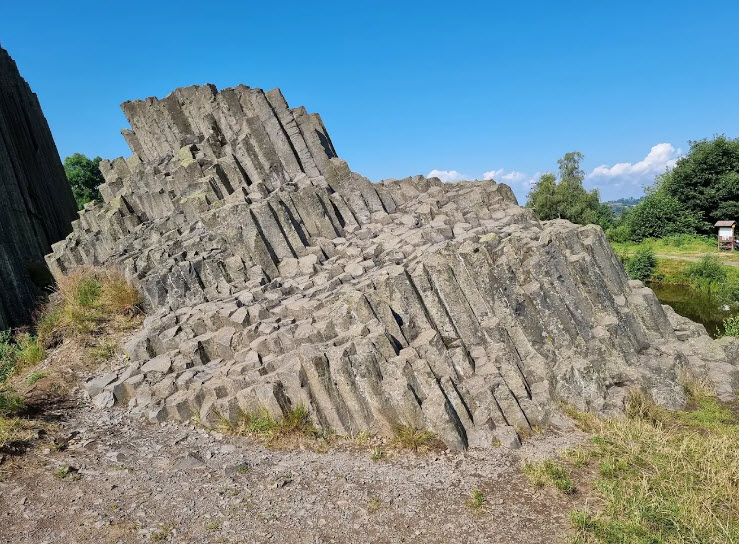 Mansion Rock (basalt columns), Czech Republic (Czechia)
